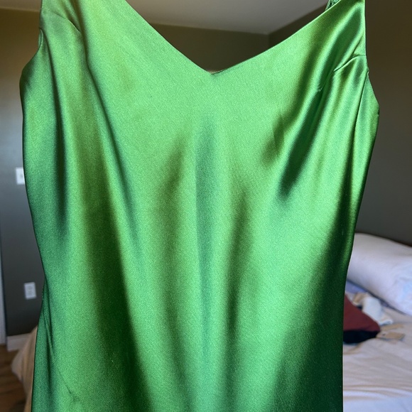 Oak + Fort Satin V-Neck Midi dress - Picture 3 of 5